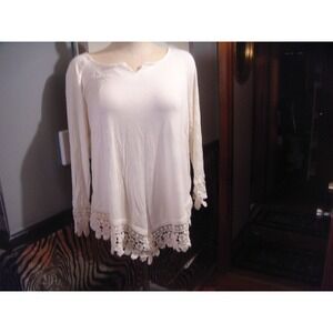 Life Style womens L ivory 3/4 sleeve shirt top with crochet accents NWT